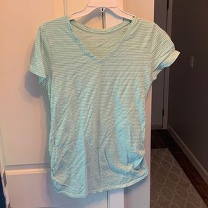 Maternity v neck short sleeve shirt